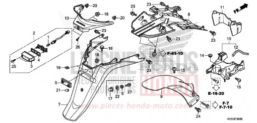 REAR FENDER/LICENSE LIGHT SH125ADG de 2016